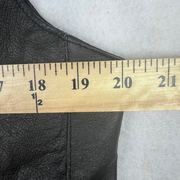 Leather Works Genuine Leather Black Biker Vest Size S Snap Front Pockets Lined - Picture 10 of 11
